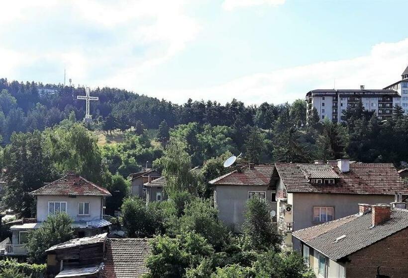 1ベッドルームペントハウスアパート, Guest House Radoychevi