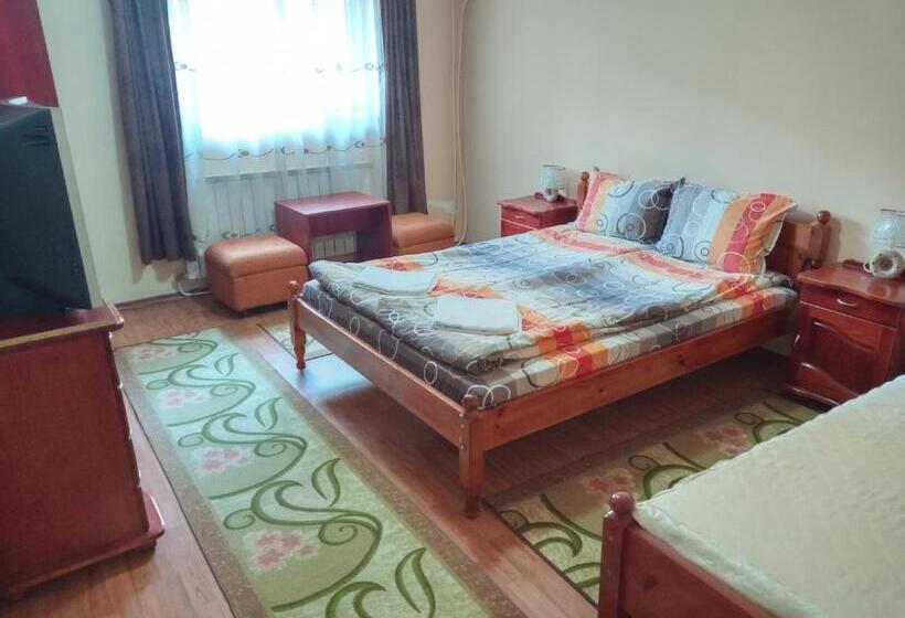 Номер Стандарт Трехместный, Guest House Radoychevi
