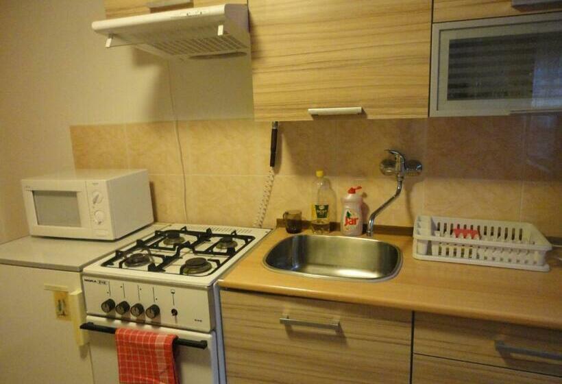 Апартаменты 1 Спальня, Penzión Antónia