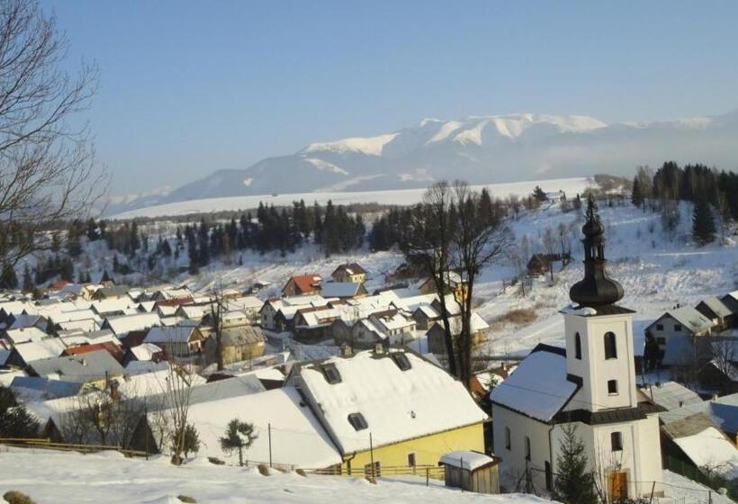 Апартаменты 3 Спальни, Penzión Antónia