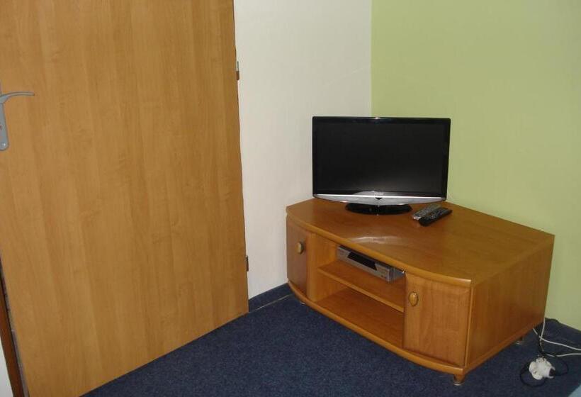 스탠다드 스튜디오, Penzion Seidl