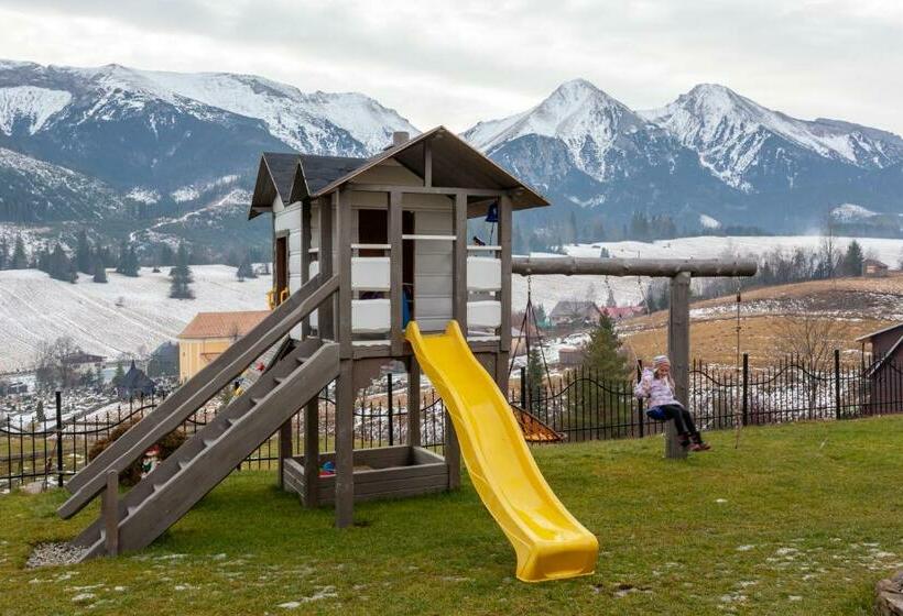 Семейный Номер, Penzión Goraľka