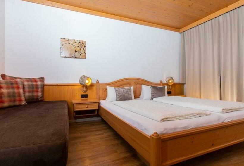 Номер Стандарт с Балконом, Pension Maislinger