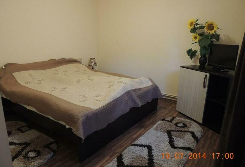 Стандартный Номер Кровать Кинг, Pensiunea Valea Cascadelor