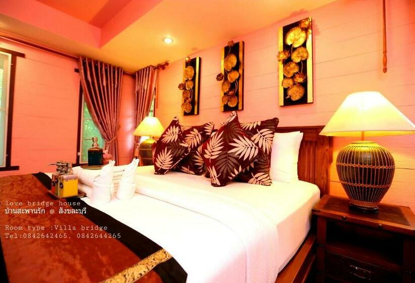 וילה בת 3 חדרי שינה, Love Bridge House บ้านสะพานรัก
