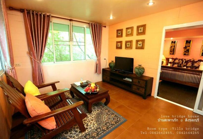 וילה בת 3 חדרי שינה, Love Bridge House บ้านสะพานรัก