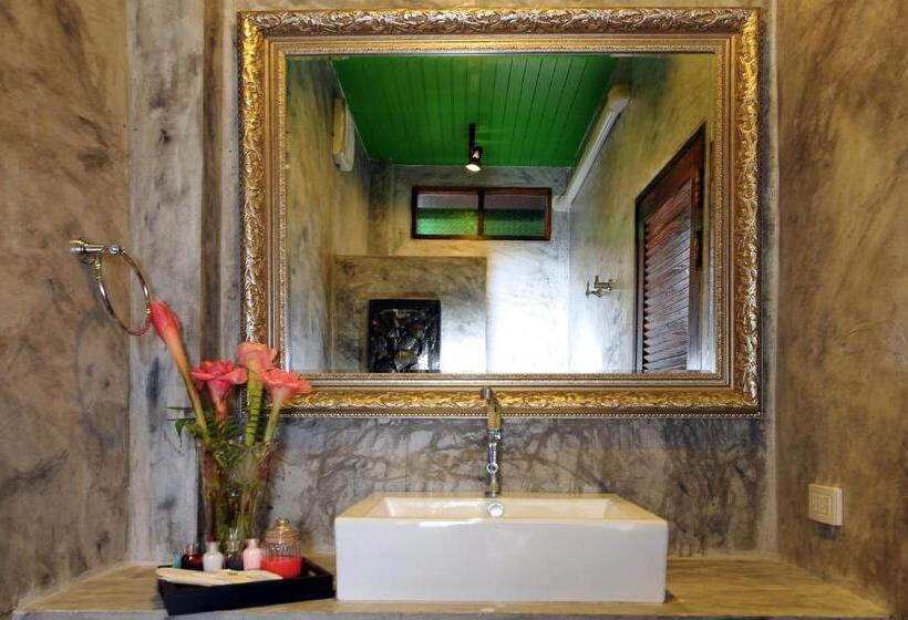 סוויטת ג'וניור םע נוף, Love Bridge House บ้านสะพานรัก