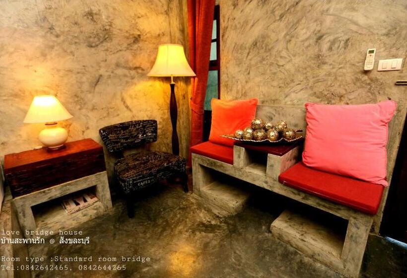 Номер Стандарт Вид на Реку, Love Bridge House บ้านสะพานรัก