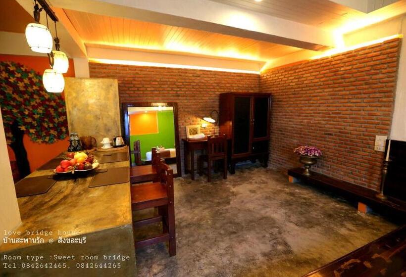 סוויטה, Love Bridge House บ้านสะพานรัก
