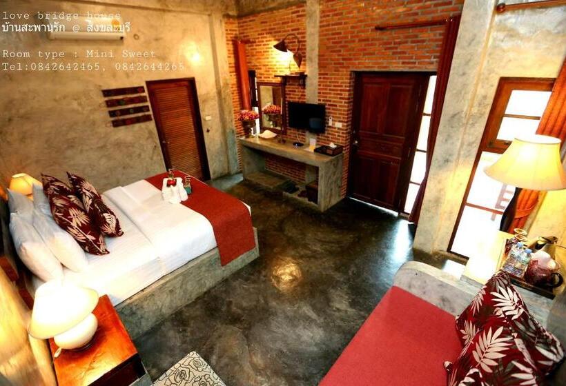 סוויטת ג'וניור םע נוף, Love Bridge House บ้านสะพานรัก