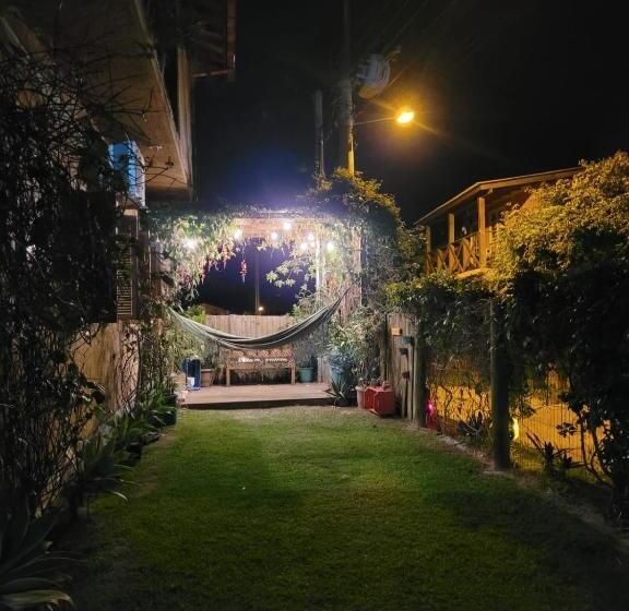 Apartamento 1 Quarto Rés-do-chão, Pousada Astral