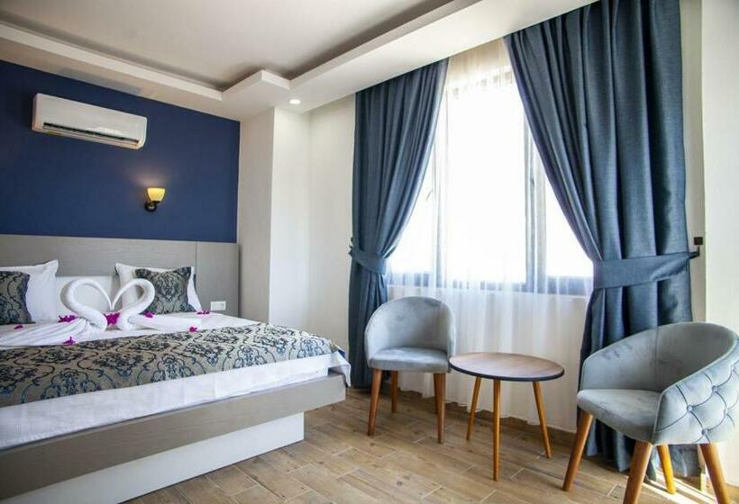 اتاق استاندارد با بالکن و چشم‌انداز دریا, Demyra Boutique