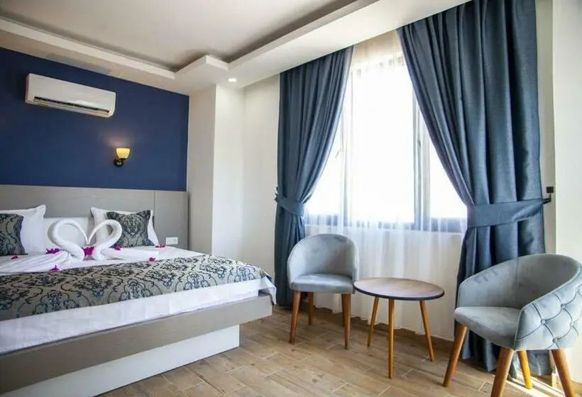 اتاق استاندارد با بالکن و چشمانداز دریا, Demyra Boutique