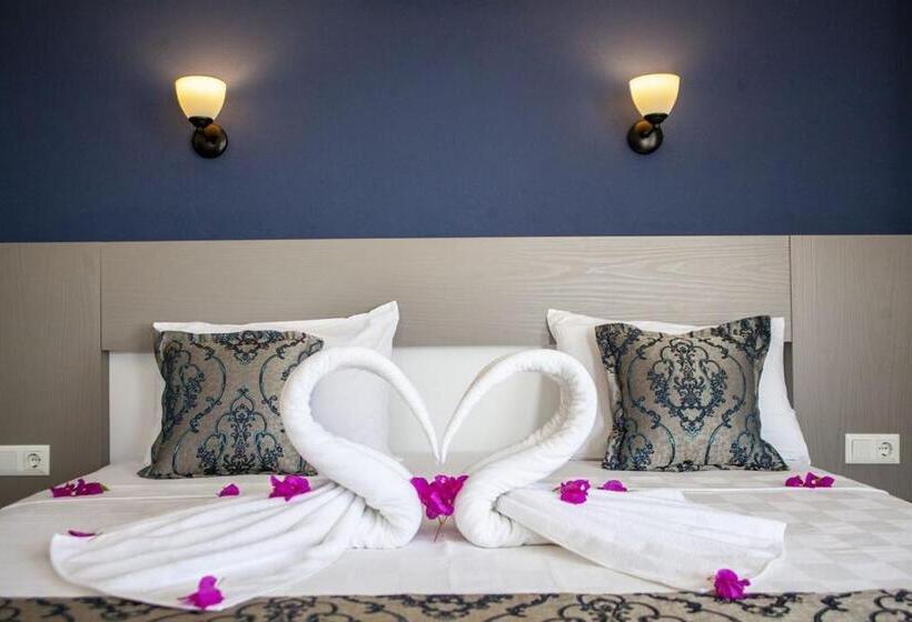 Triple Room Sea View, Demyra Boutique