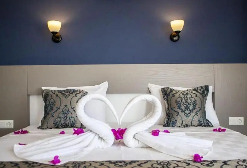 Triple Room Sea View, Demyra Boutique