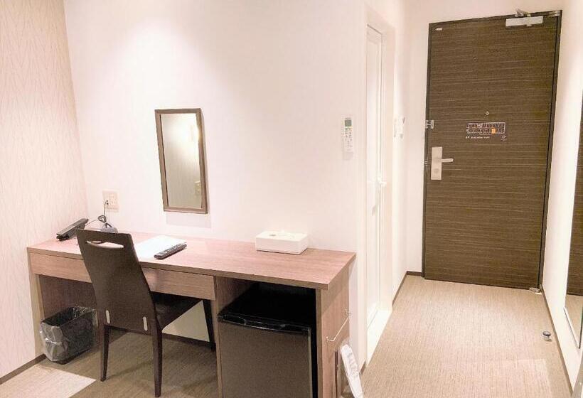 غرفة قياسية فردية, Chez Toi Kanonji