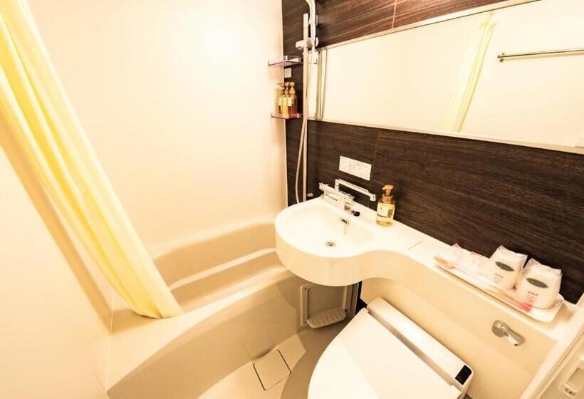 غرفة قياسية, Chez Toi Kanonji