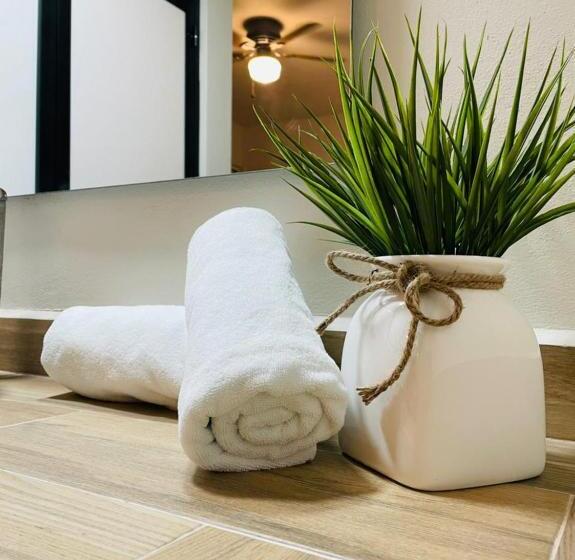 اتاق راحتی سه تخته, Corazon De Tulum