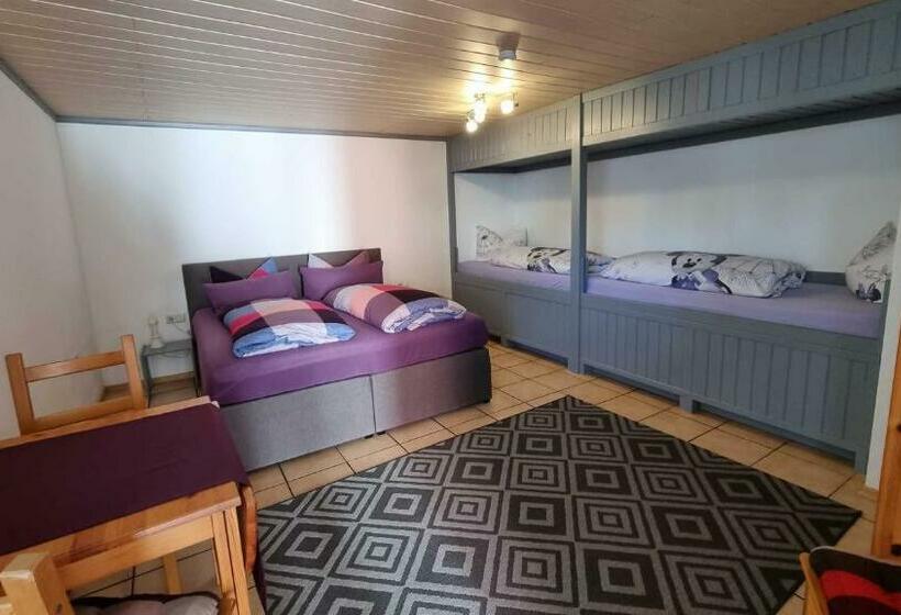 4인용 스탠다드 룸, Gaestehaus Gravell