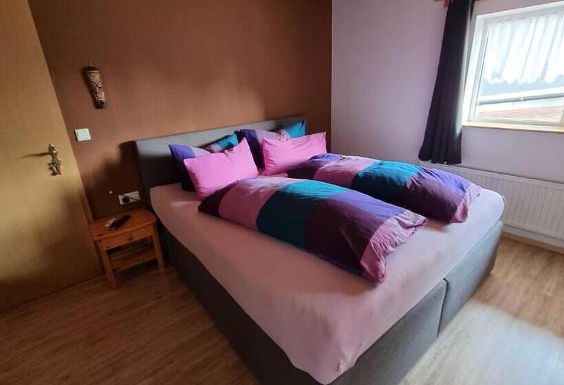 スタンダードルーム, Gaestehaus Gravell