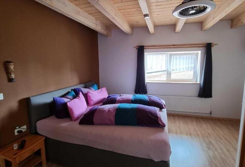 スタンダードルーム, Gaestehaus Gravell