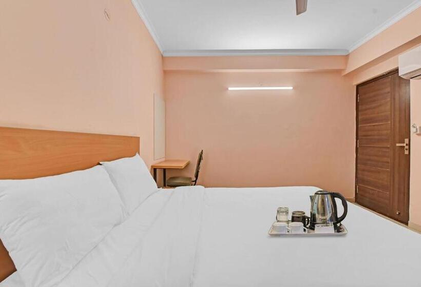 Трехместный Номер Классика, O Townhouse