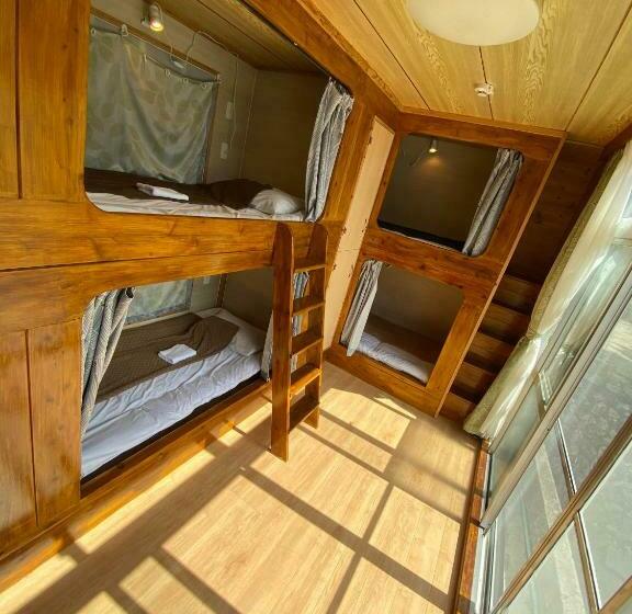 سرير فى غرفة مشتركه, ゲストハウス喜舎場