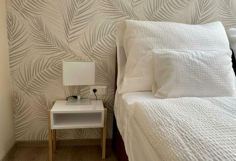 デラックスルーム, Eprespark Panzió