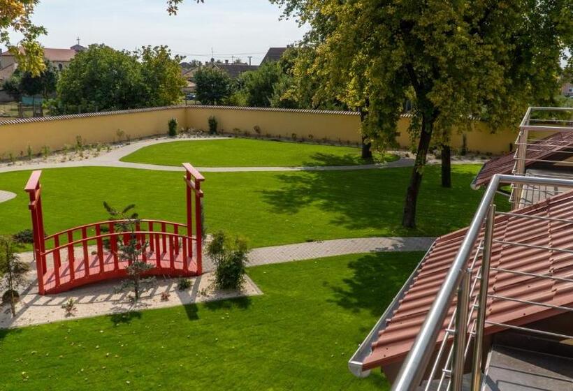 テラス付スーペリアルーム, Eprespark Panzió