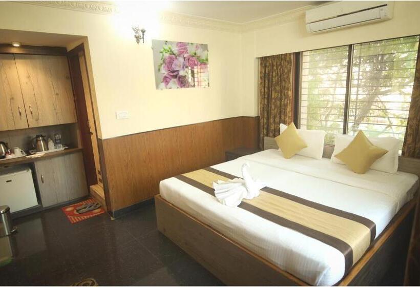 Номер Deluxe, Apples Balaji Inn