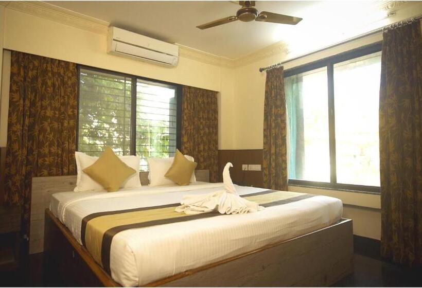 Номер Deluxe, Apples Balaji Inn