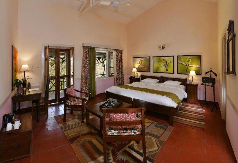 标准间带江景, Neemrana S Glasshouse On The Ganges