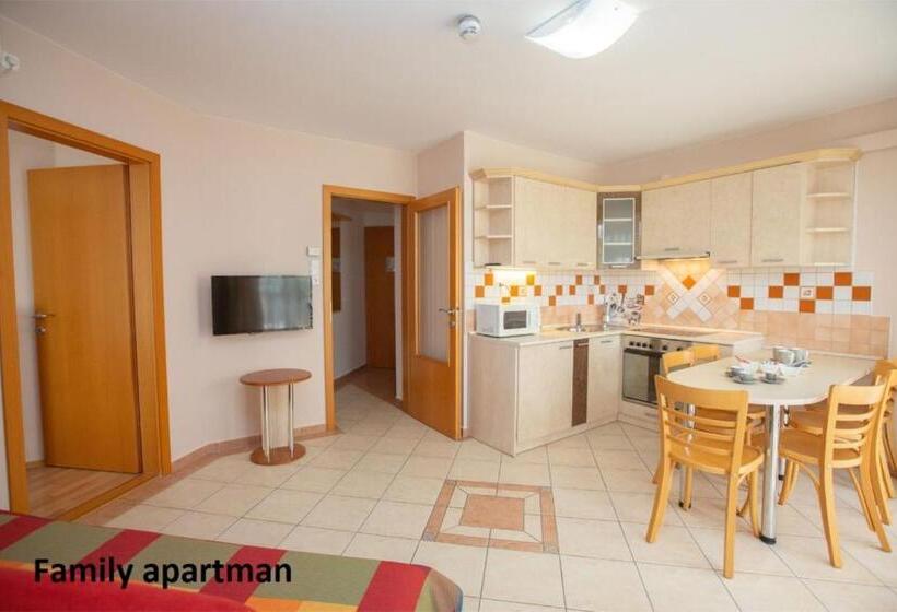 Huoneisto 2 Makuuhuonetta, Liza Apartmanok