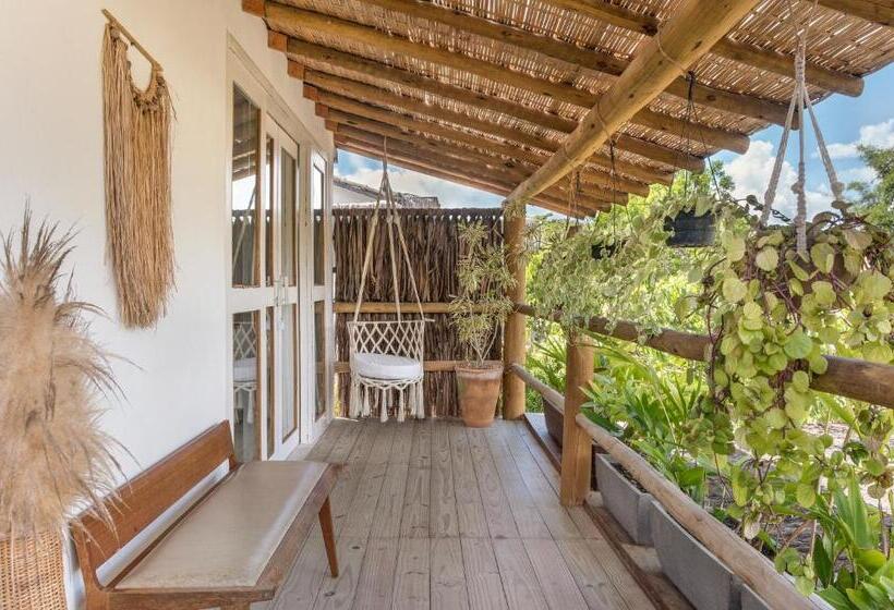 جناح مزوَّد بشرفة, Casa Das Conchas Caraiva