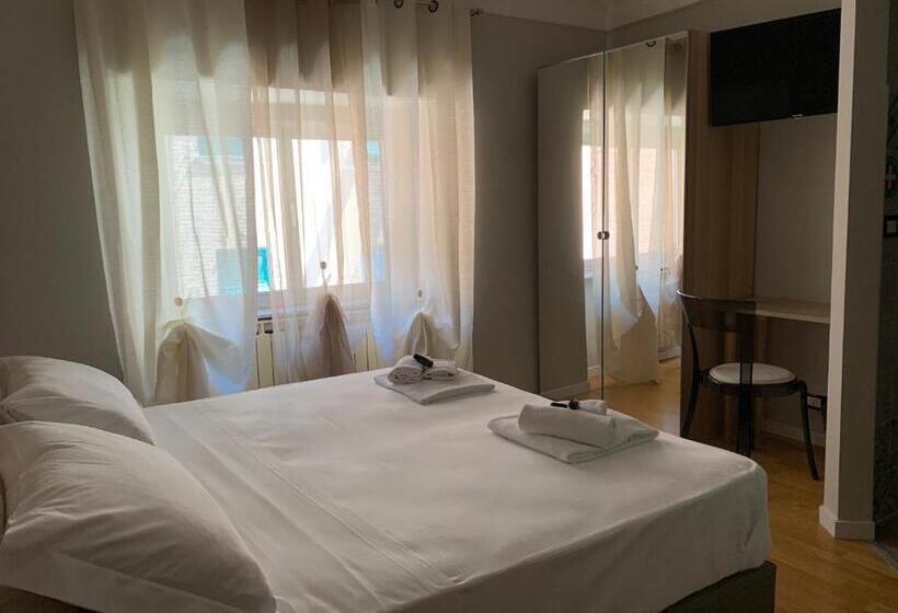 Basic-huone, Domus Fieschi Rooms