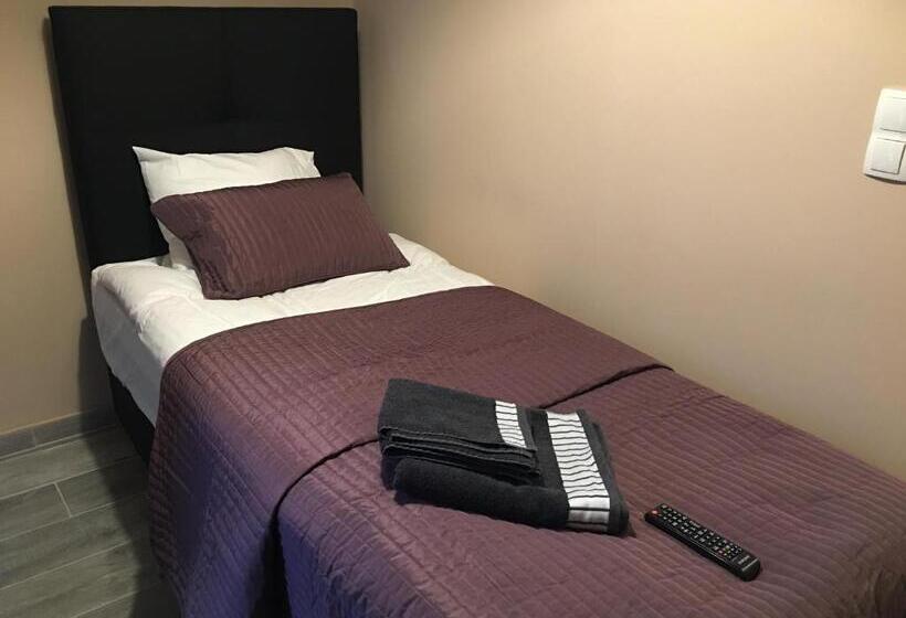 اتاق استاندارد سه نفره, Rooms & Apartments Banjac