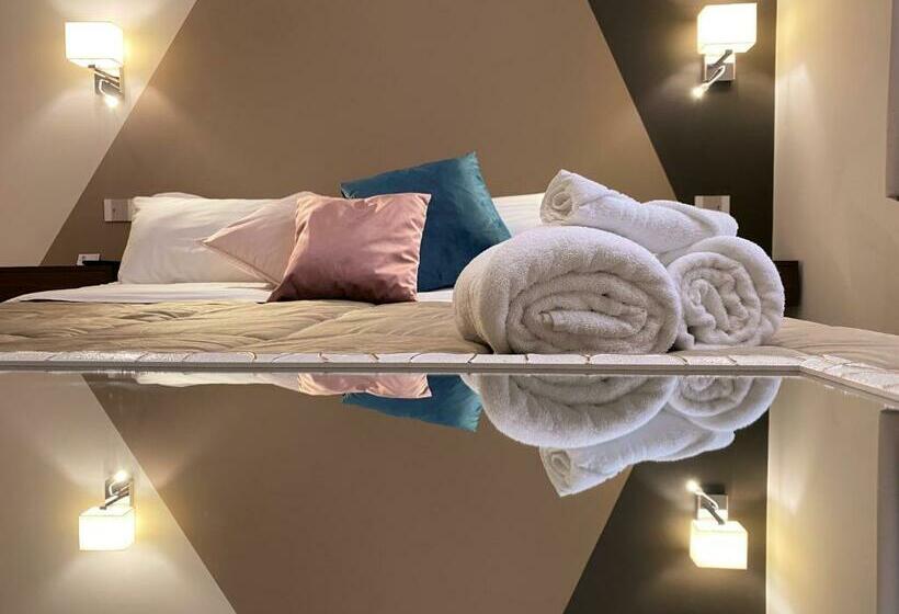 اتاق لوکس با تخت بزرگ, B&b De Nava Suite