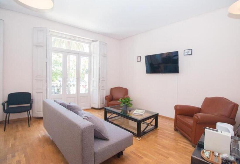 غرفة قياسية مزوَّدة بشُرفة, Bet Apartments Canovas Rooms