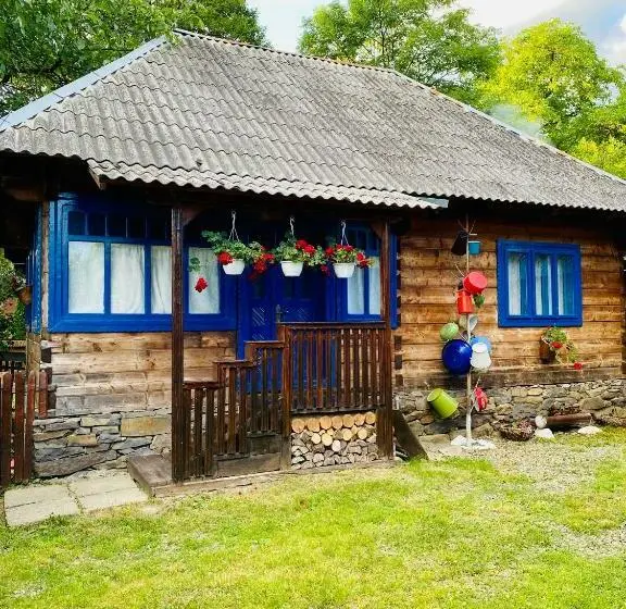 ２ベッドルームハウス, Căsuța Tivadar