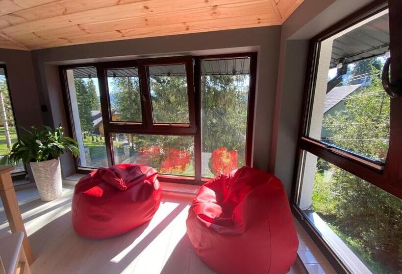 کلبه ییلاقی, феєрія лісу