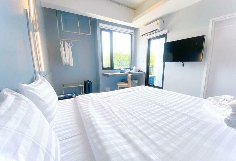 Номер Стандарт с Балконом, Abizz Hotel Kwanphayao