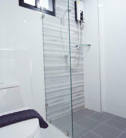 스탠다드 발코니 룸, Abizz Hotel Kwanphayao