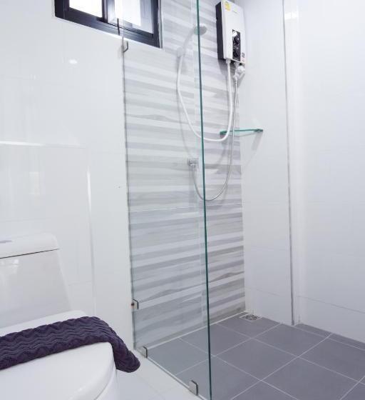 Номер Стандарт Вид на Озеро, Abizz Hotel Kwanphayao