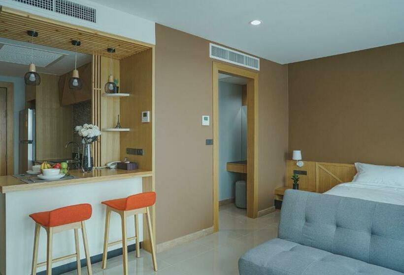 Номер Deluxe, The Cotton Tree Hometel