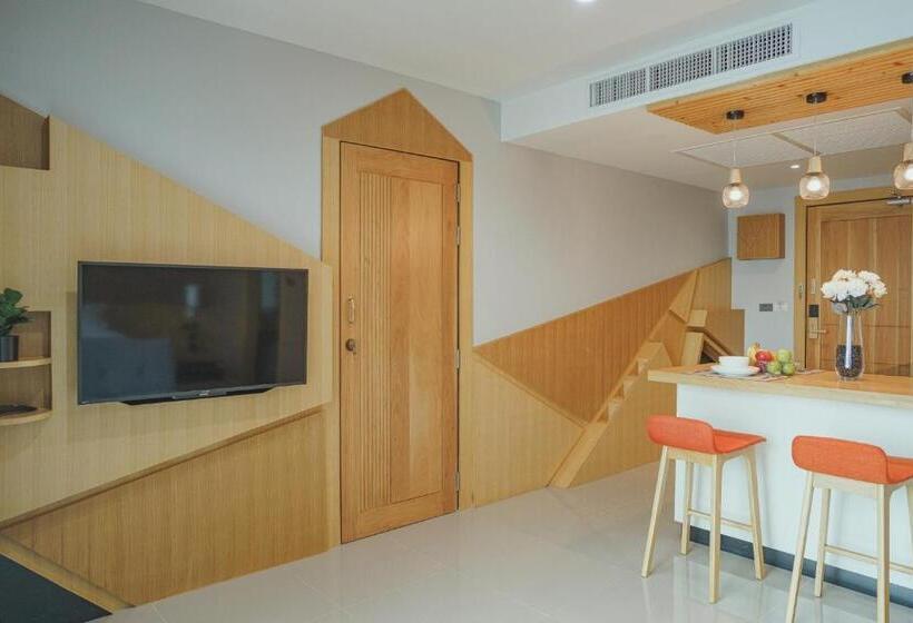 Номер Deluxe, The Cotton Tree Hometel