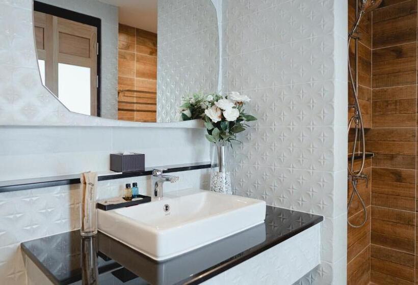 Номер Deluxe, The Cotton Tree Hometel