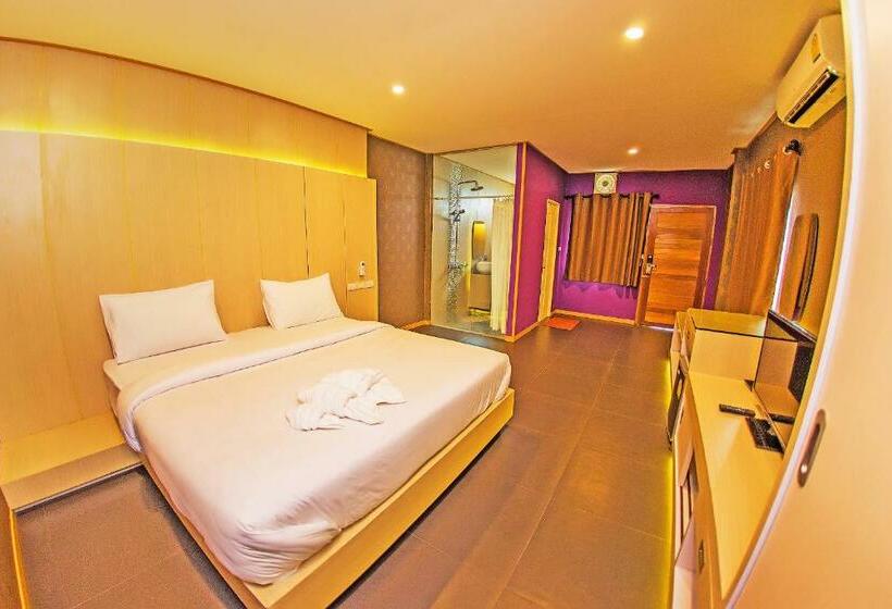 キングサイズベッドのスタンダードルーム, ลอฟท์แอทสีมา สาขา2