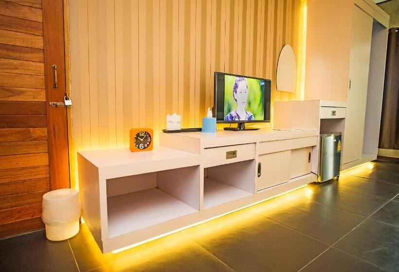 キングサイズベッドのスタンダードルーム, ลอฟท์แอทสีมา สาขา2