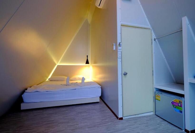 キングサイズベッドのスタンダードルーム, ลอฟท์แอทสีมา สาขา2