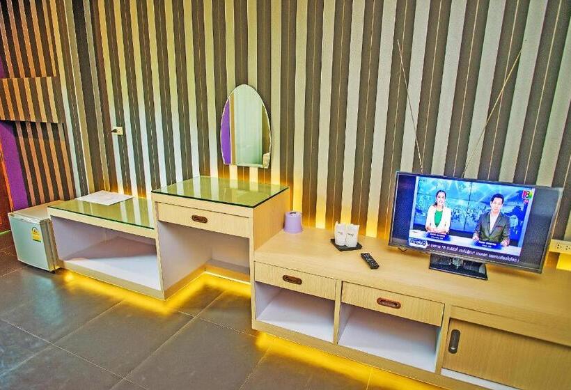 キングサイズベッドのスタンダードルーム, ลอฟท์แอทสีมา สาขา2